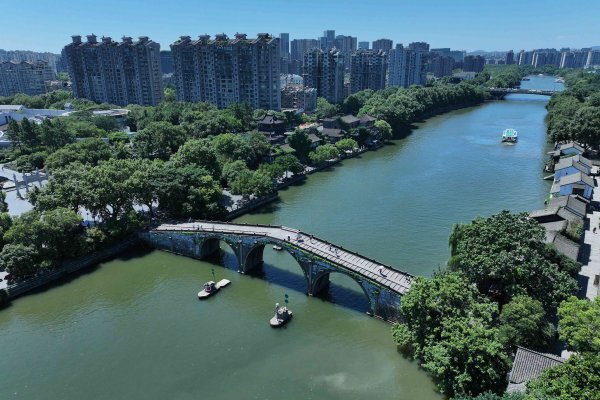 开启BMW中国文化之旅：体验新世代车型的独特魅力，探索创新行动带来的价值