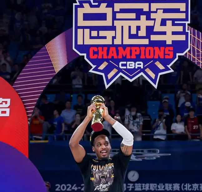 巴里布朗如何在CBA总决赛夺得MVP?揭秘2025年5月21日的比赛亮点 巴里布朗如何在CBA总决赛夺得MVP?揭秘2025年5月21日的比赛亮点