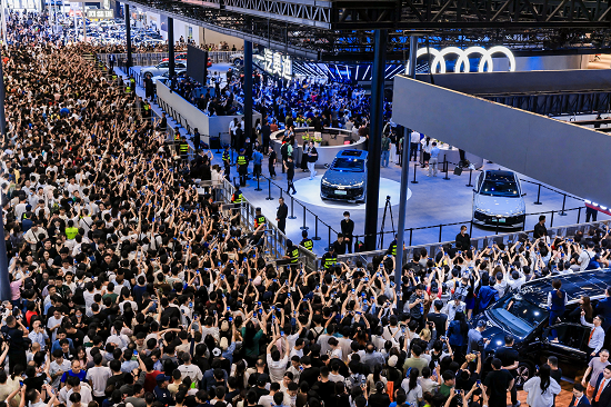 一汽奥迪Q6L e-tron预售开启：PPE平台与华为智驾的完美结合