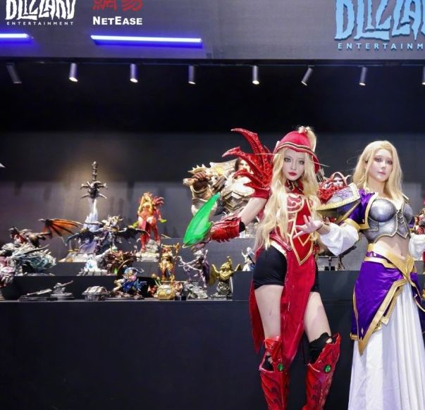 2米高巫妖王雕像值28.8万元!你愿意在CJ现场带回家吗? 2米高巫妖王雕像值28.8万元!你愿意在CJ现场带回家吗?