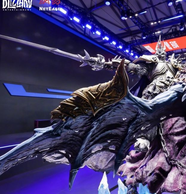 2米高巫妖王雕像值28.8万元!你愿意在CJ现场带回家吗? 2米高巫妖王雕像值28.8万元!你愿意在CJ现场带回家吗?