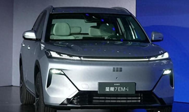 吉利雷神EM-i如何通过AI技术颠覆混动市场?探索节能新趋势! 吉利雷神EM-i如何通过AI技术颠覆混动市场?探索节能新趋势!