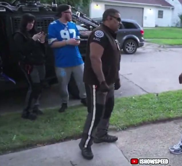 甲亢哥向自卫大师求教：你是否了解实战技能的实际应用？