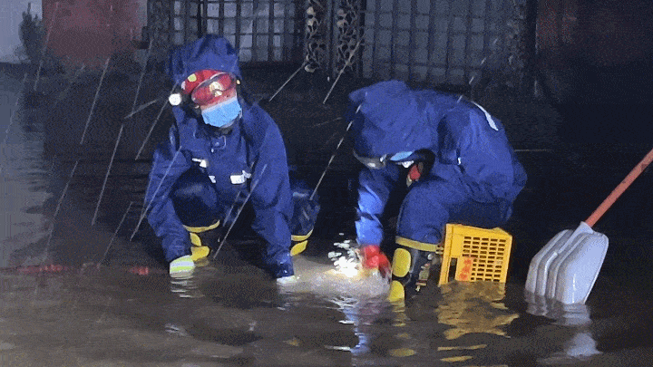 得州洪灾灾情最新汇总：关注生命安全与救援动态，了解防灾自救技巧