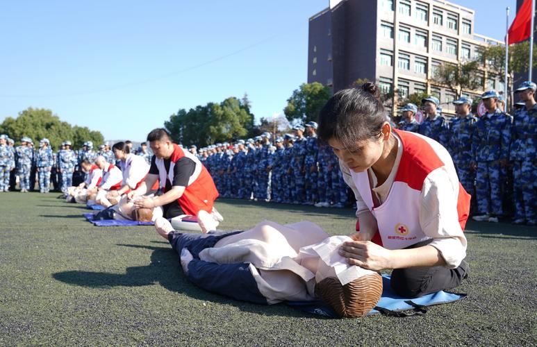 调整建议:蓬莱区新生军训迎来神秘‘新课’,应急救护培训为何成必修? 调整建议:蓬莱区新生军训迎来神秘‘新课’,应急救护培训为何成必修?