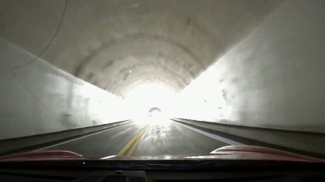 游戏资讯 | 洛杉矶死亡隧道揭秘！网友模拟Vince死亡瞬间

读者收益：了解洛杉矶恐怖传闻，体验真实模拟情景！