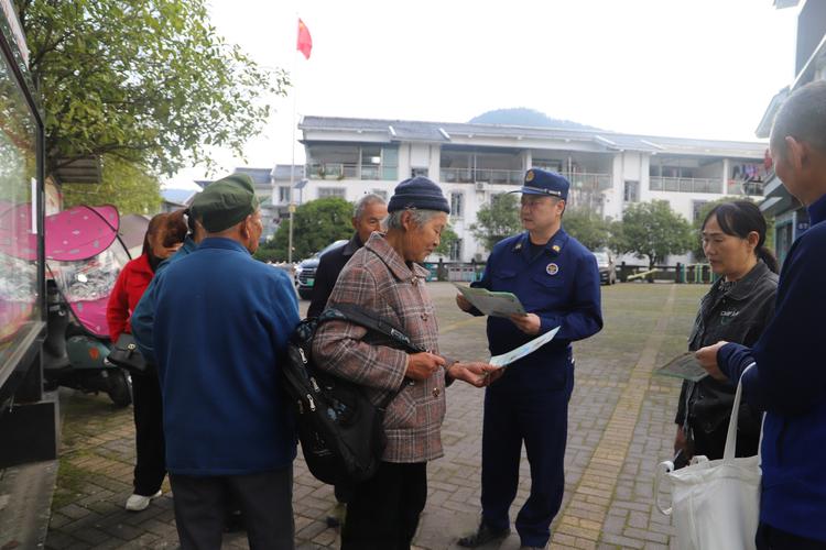 烟台消防五进天天见：如何通过进社区、进农村解决实际问题？