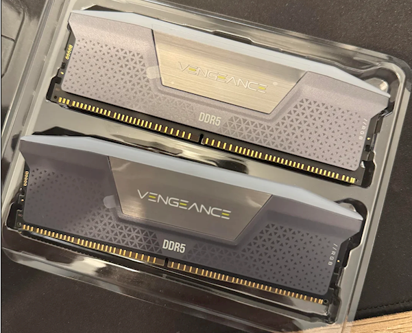 你的电脑硬件安全吗？游戏玩家揭露96G内存条被掉包为RGB灯条的内幕