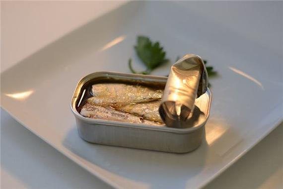 梦见罐头暗示哪些心理变化与未来运势？