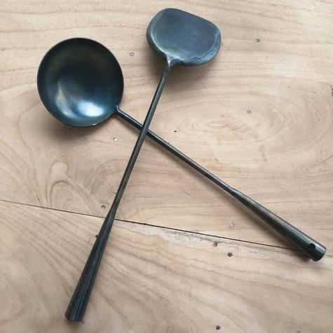 梦见铁器象征哪些预兆？详解其背后蕴含的心理与生活影响