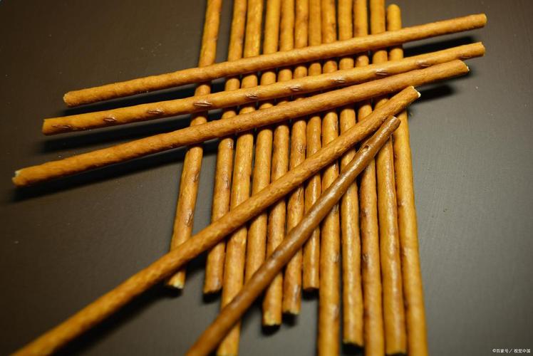 梦见筷子的深意揭示，它预示着哪些转机？