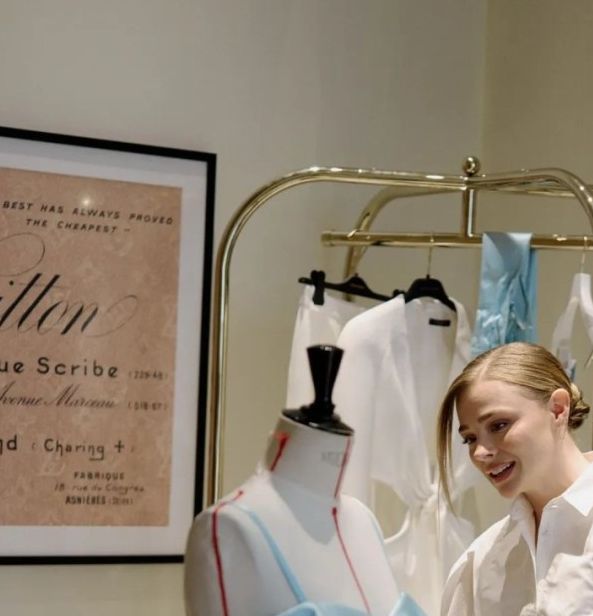 时事焦点：超杀女与摄影师女友喜结连理，独家浪漫婚纱照曝光！