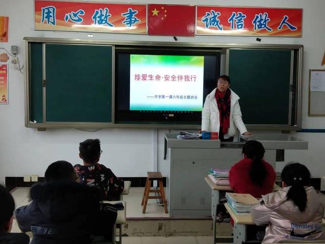 如何应对突发情况？蓬莱区红十字会将应急救护知识带进校园，开学第一课让你掌握关键技能！