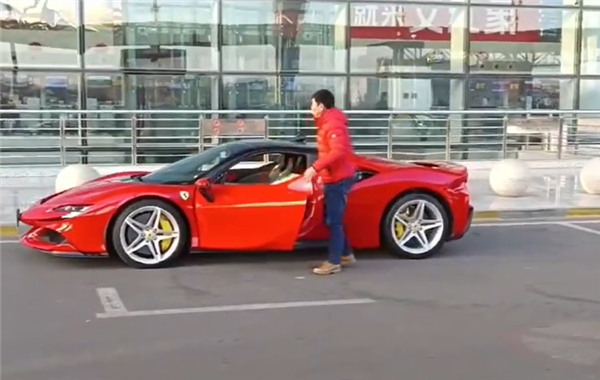 长城首款超跑曝光！CTO吴会肖：肯定比法拉利SF90做的好