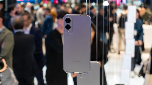 全球最薄骁龙8至尊版旗舰！三星Galaxy S25 Edge官宣